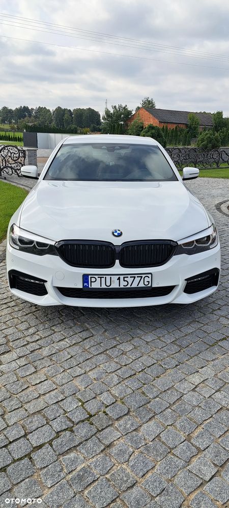 BMW Seria 5 530d xDrive M Sport sport - 2