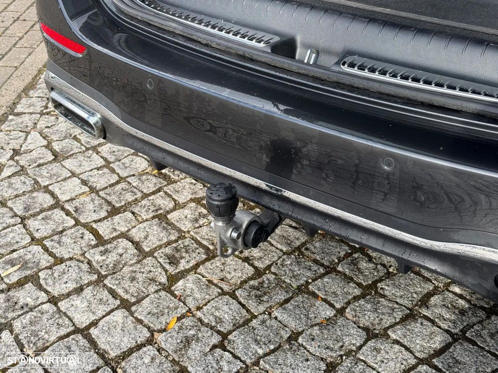Mercedes-Benz C 300 e AMG Line - 16