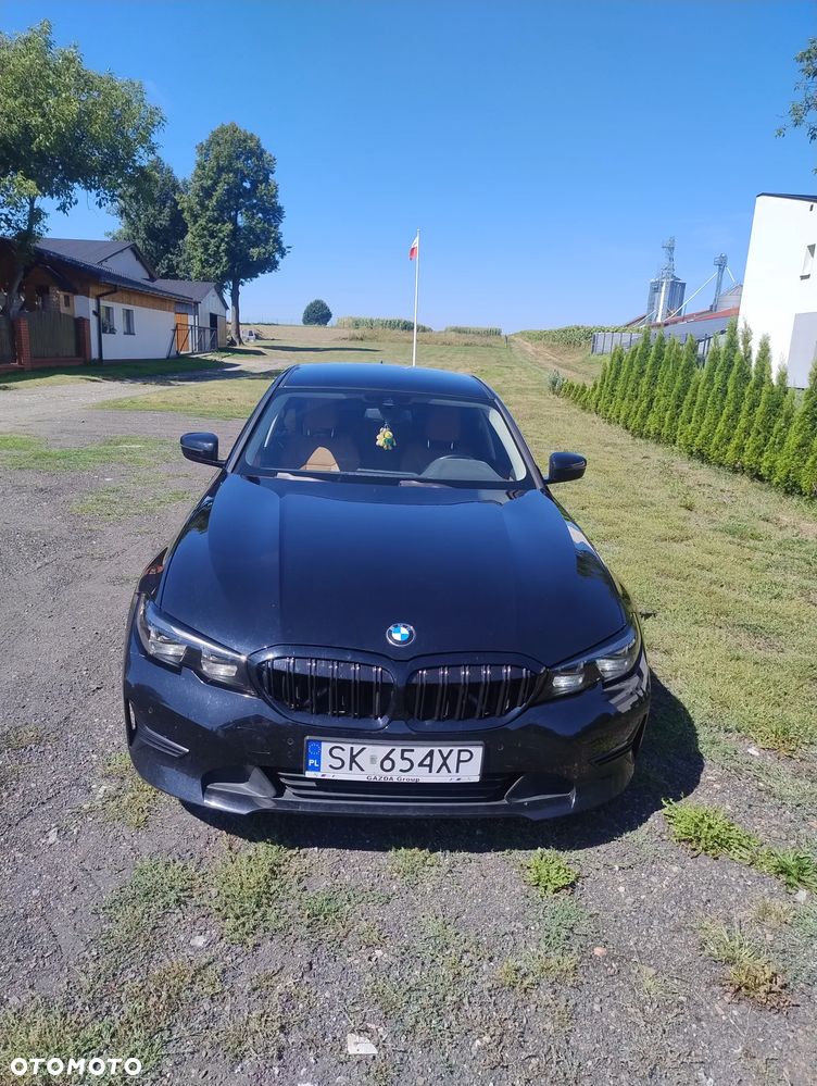 BMW Seria 3 318i - 1