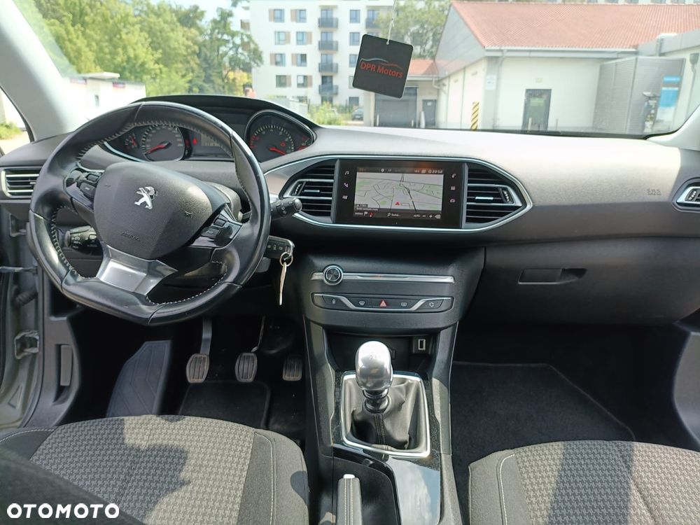 Peugeot 308 PureTech 110 Stop & Start Allure - 11