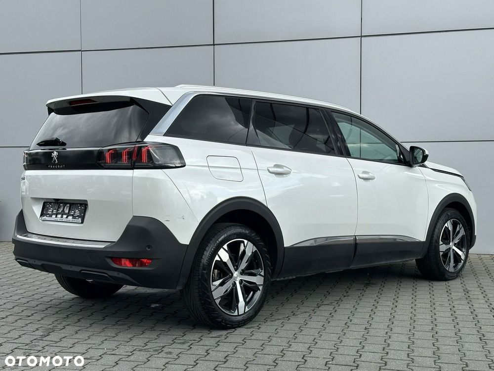 Peugeot 5008 - 11