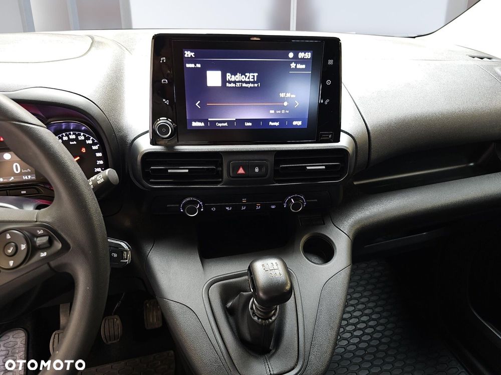 Opel Combo 1.5 DT Edition 102KM - 19