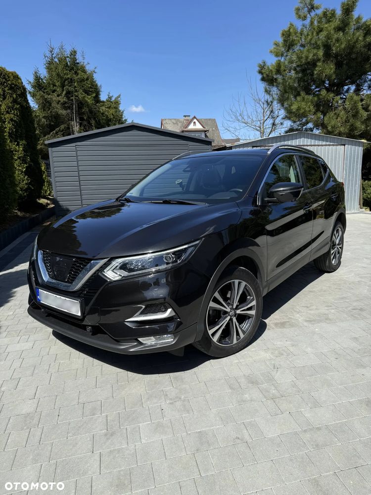 Nissan Qashqai 1.6 DIG-T N-Connecta - 1