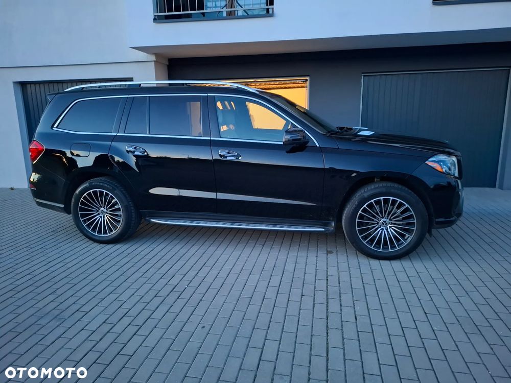 Mercedes-Benz GLS - 2