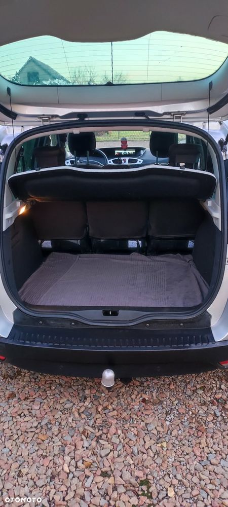 Renault Scenic 1.6 16V Authentique - 4