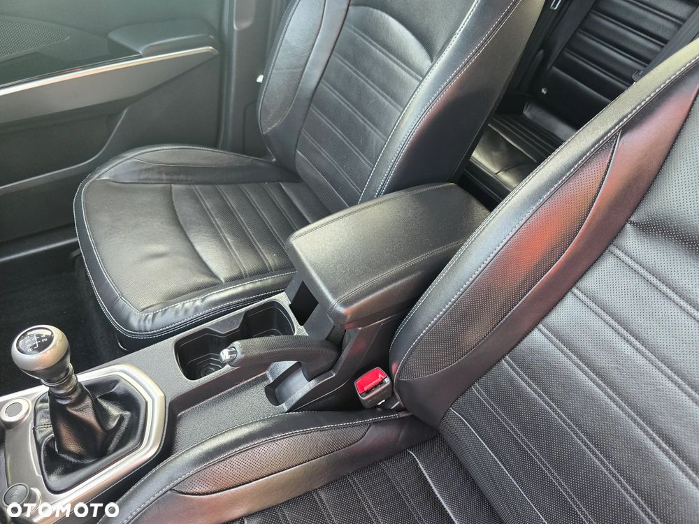 SsangYong/KGM Tivoli e-XDi 160 2WD Start/Stop Quartz - 32