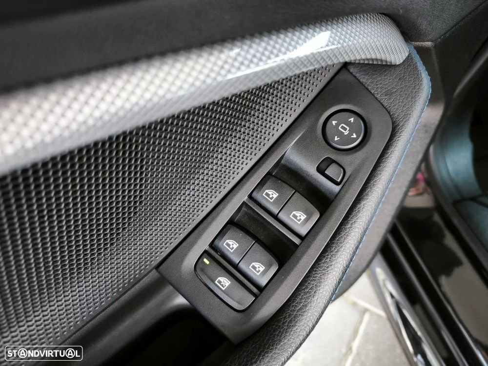 BMW 216 Gran Coupé d Pack Desportivo M - 53
