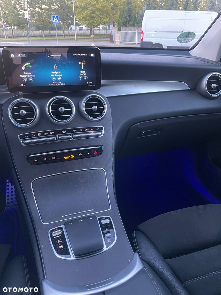 Mercedes-Benz GLC - 11