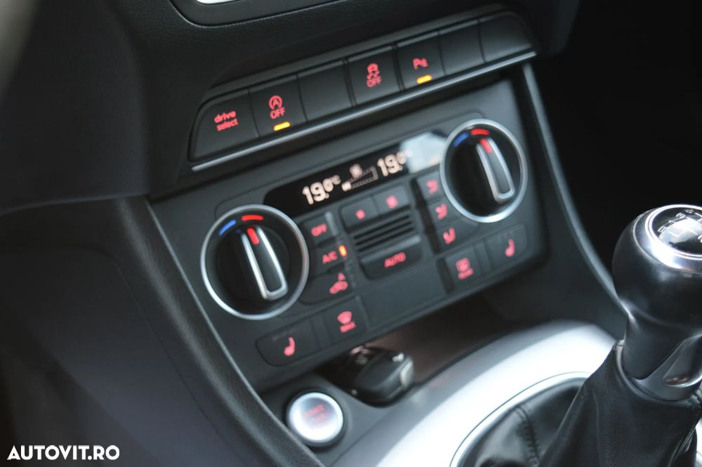 Audi Q3 2.0 TDI Sport - 8