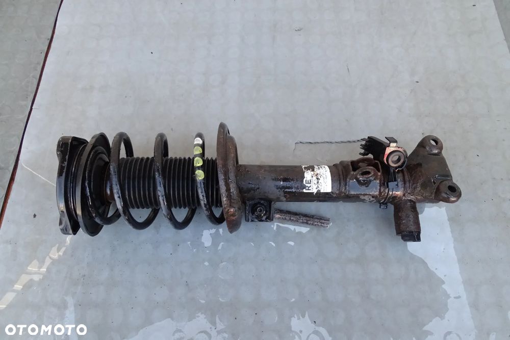 Mercedes C Klasa W204 Amortyzator prawy przód przedni 2043209438