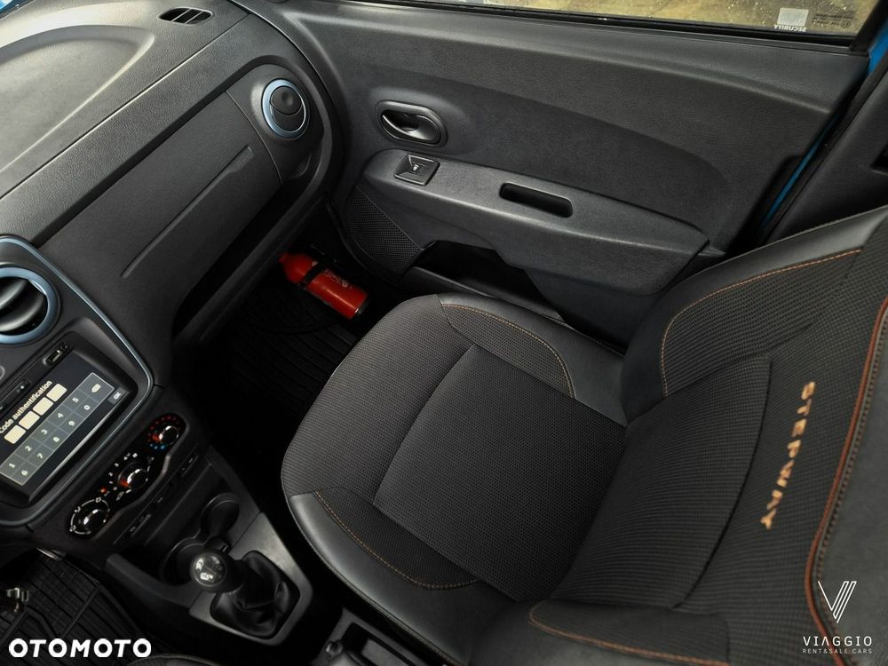 Dacia Lodgy TCe 115 Stepway - 16