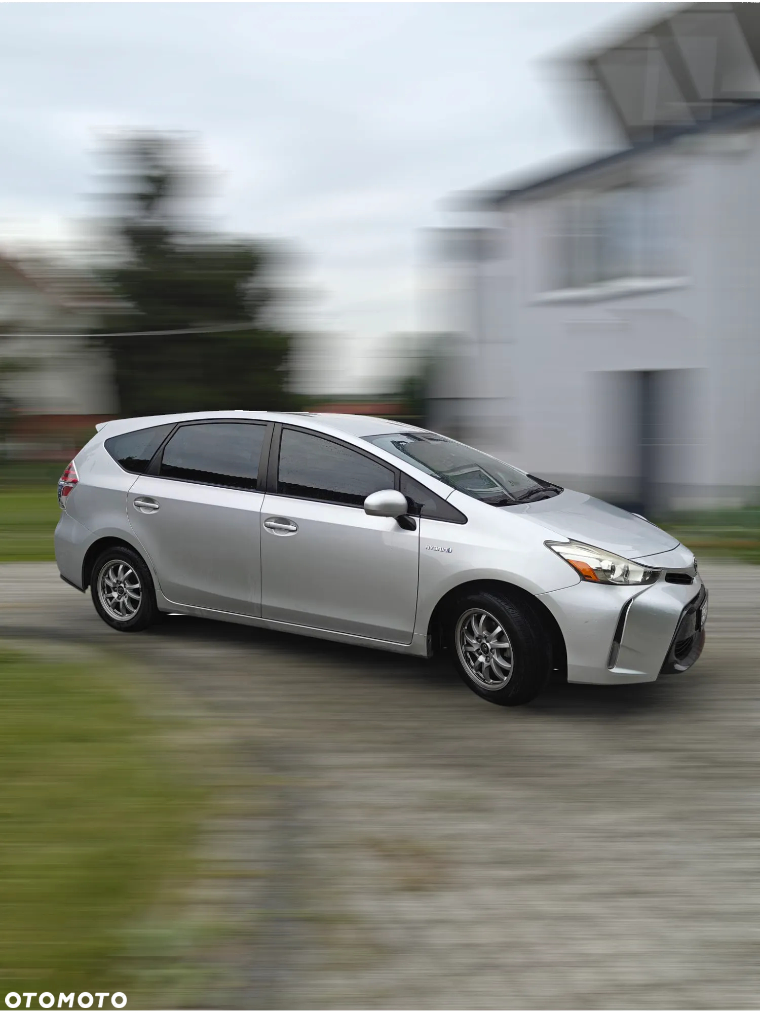 Toyota Prius+ (Hybrid) - 7