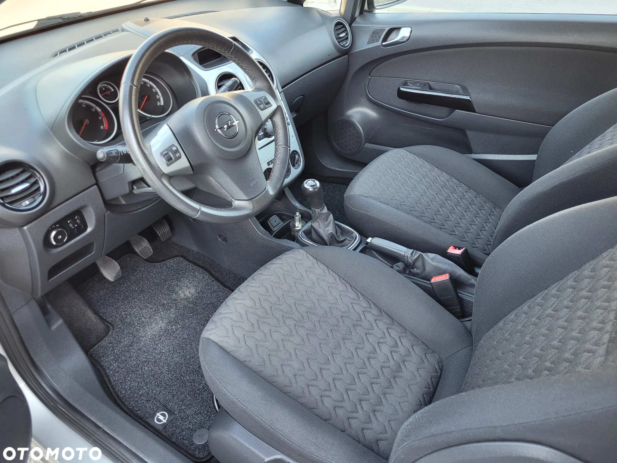 Opel Corsa 1.2 Active - 11