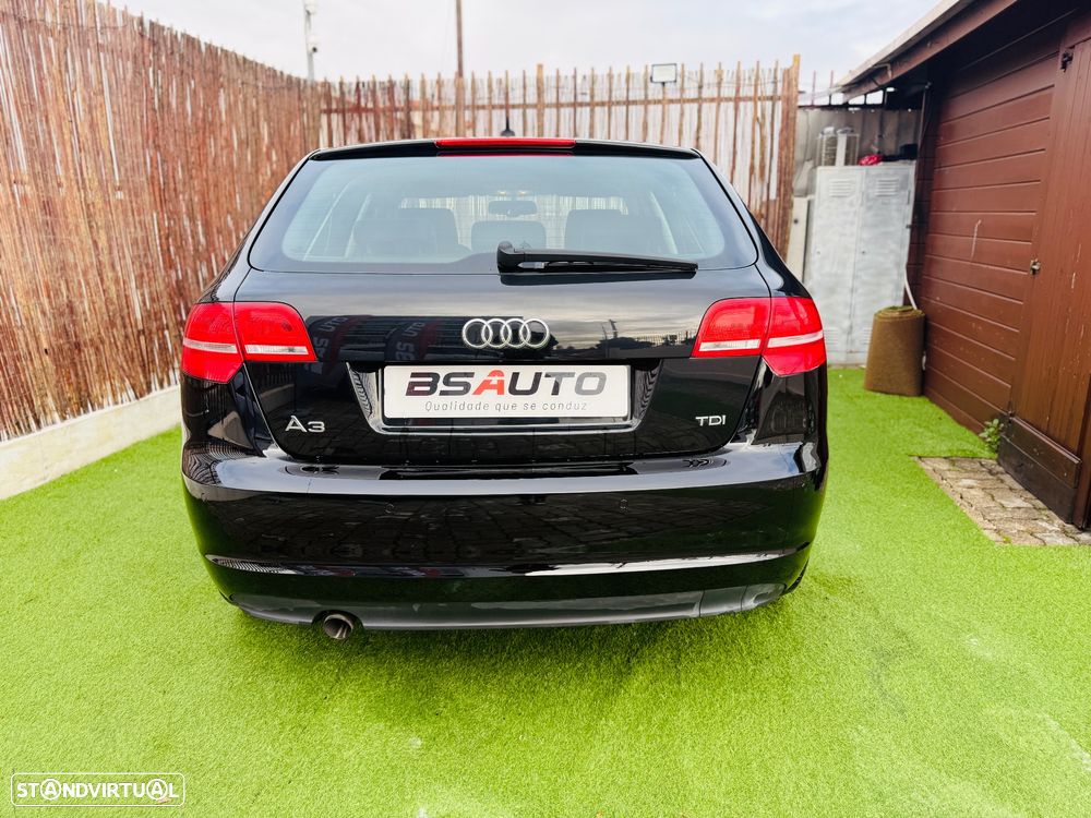 Audi A3 Sportback 1.6 TDI Attraction S tronic - 12