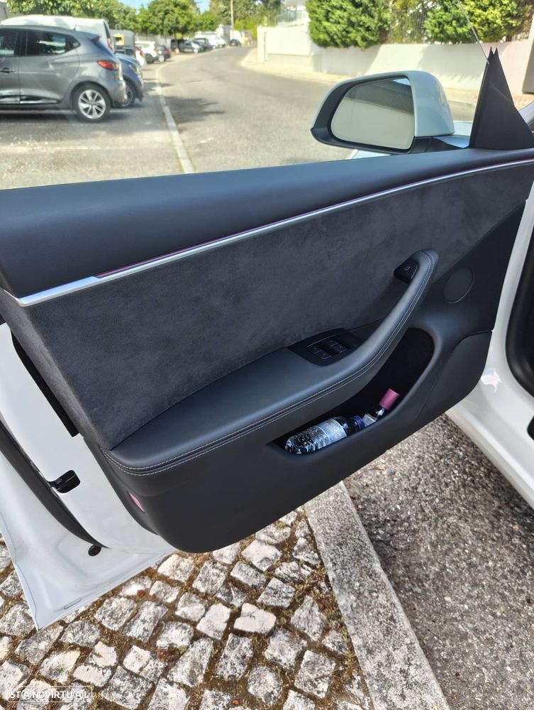 Tesla Model 3 Long Range Tração Integral Premium - 26