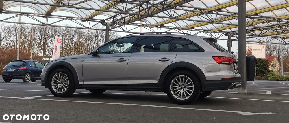 Audi A4 Allroad 45 TFSI Quattro S tronic - 22