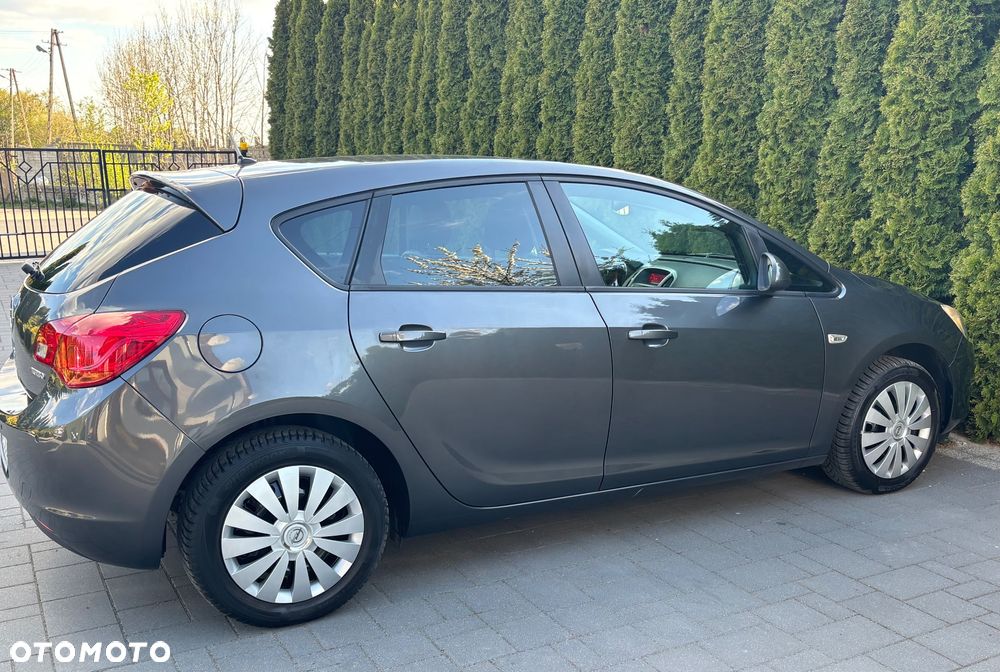 Opel Astra 1.4 Turbo - 21