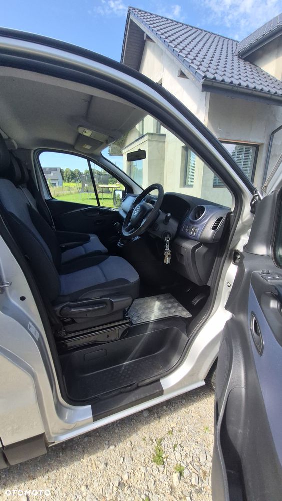 Opel Vivaro - 6