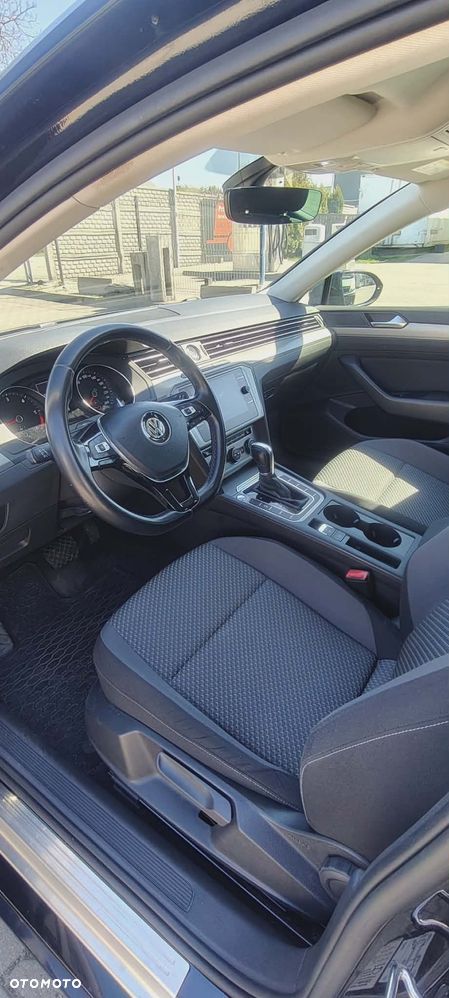 Volkswagen Passat 2.0 TDI SCR Highline DSG - 3
