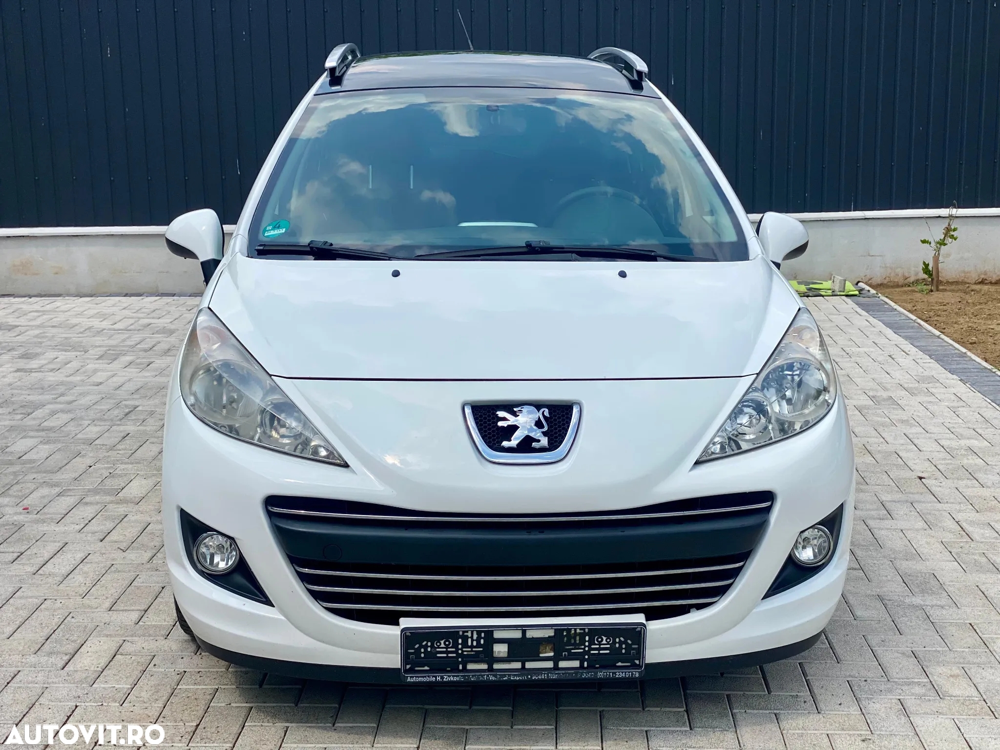 Peugeot 207 1.4 E Premium - 2