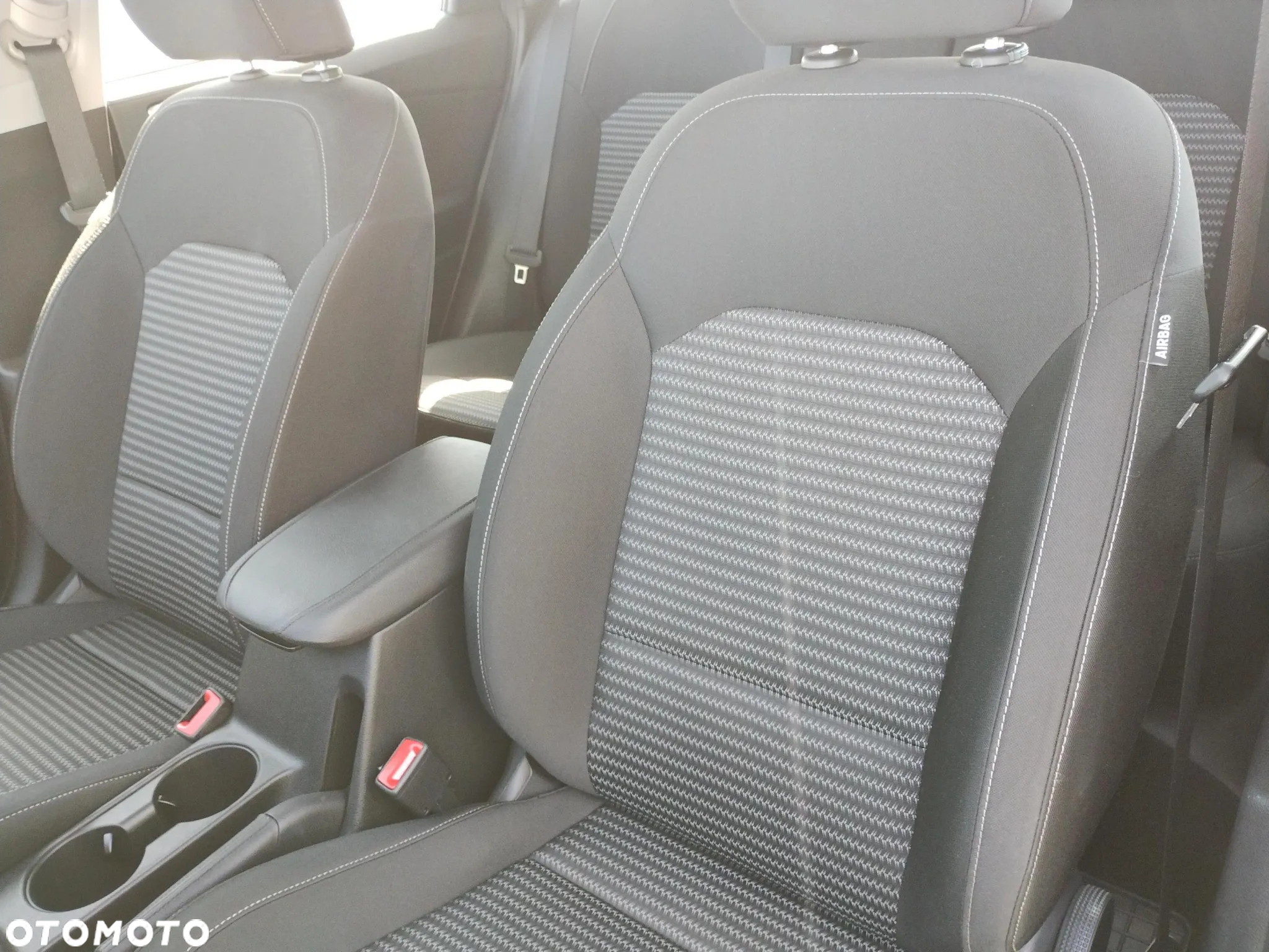 Kia Ceed 1.5 T-GDI M DCT - 10