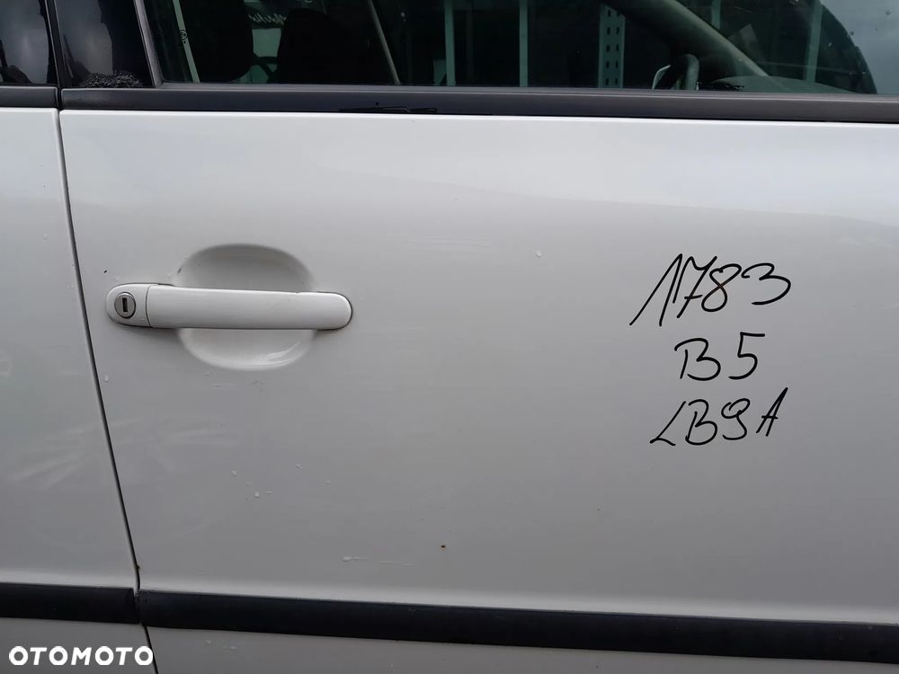 VW PASSAT B5 DRZWI PRAWE PRZEDNIE PRAWY PRZÓD KOLOR: LB9A - 2