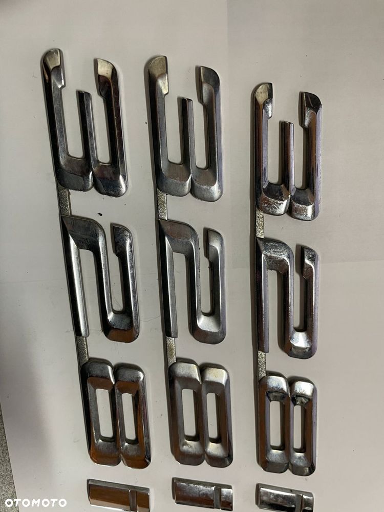 znaczek emblemat na klapę bmw e36 328 i 328i - 2