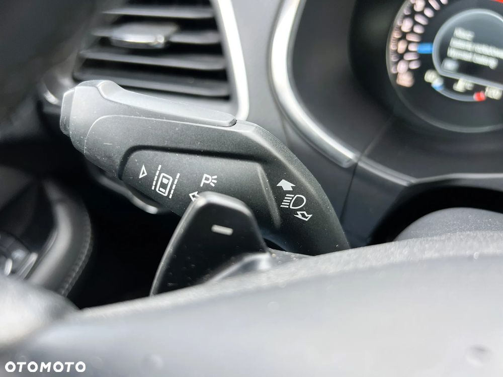 Ford S-Max - 16