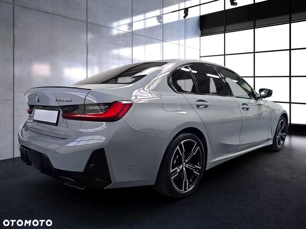 BMW Seria 3 M340i xDrive mHEV sport - 10