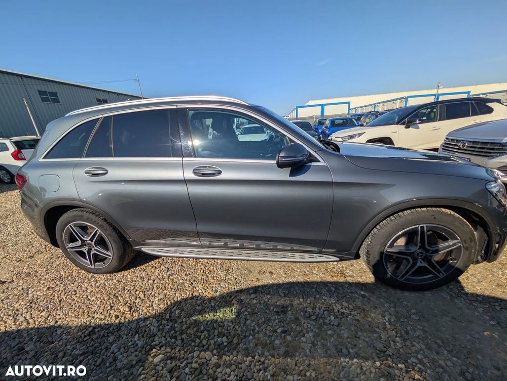 Mercedes-Benz GLC 300 d 4MATIC - 5