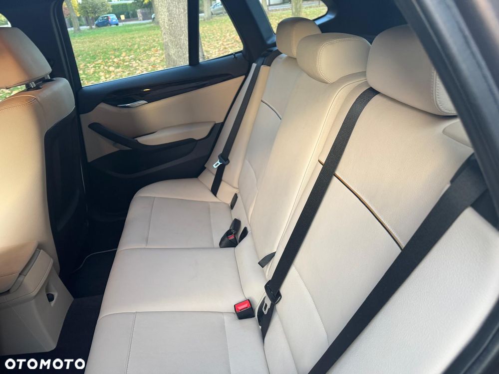 BMW X1 - 16