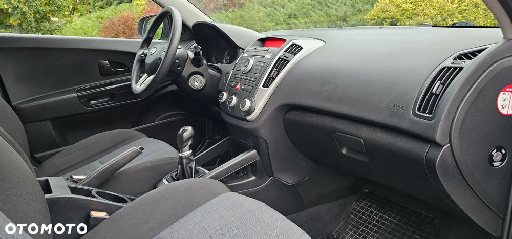 Kia Ceed 1.4 Optimum + - 22