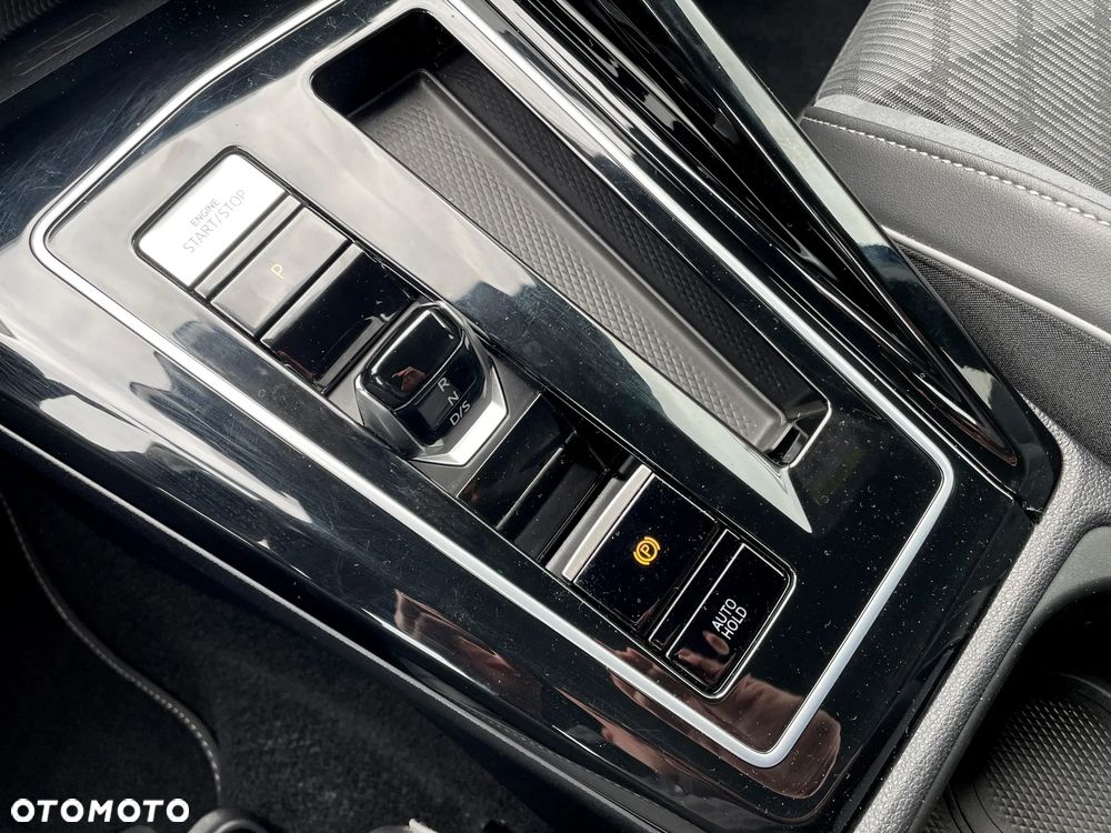 Volkswagen Golf 1.5 eTSI EVO Style DSG - 29