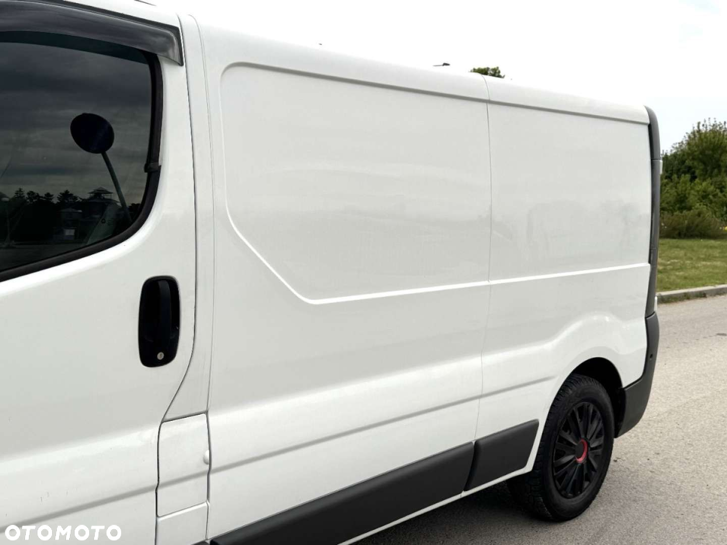 Renault Trafic - 12
