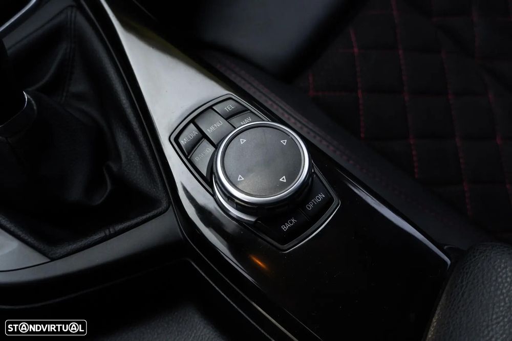 BMW 220 d Coupe Pack M - 21