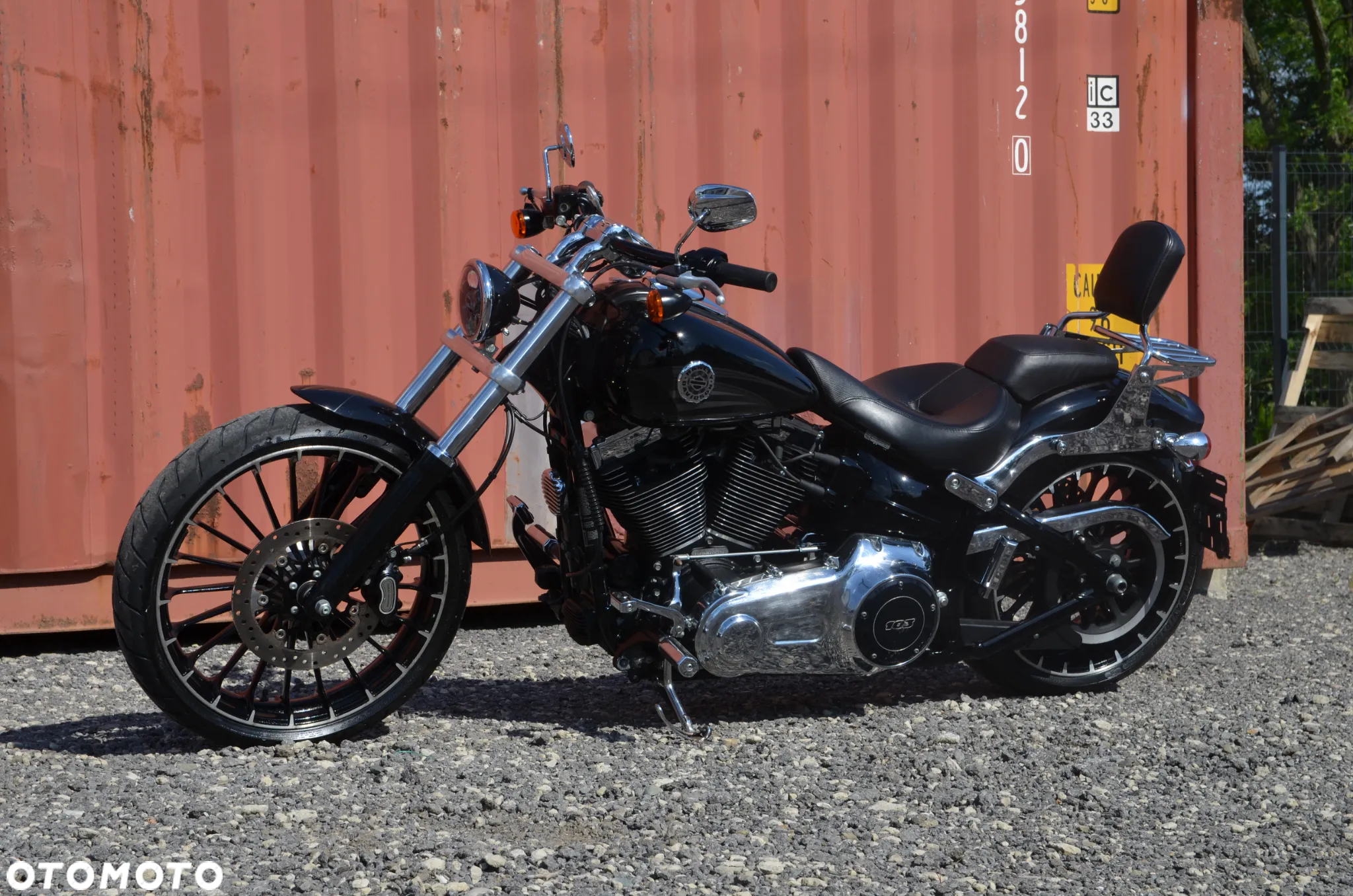 Harley-Davidson FXSB Breakout - 32