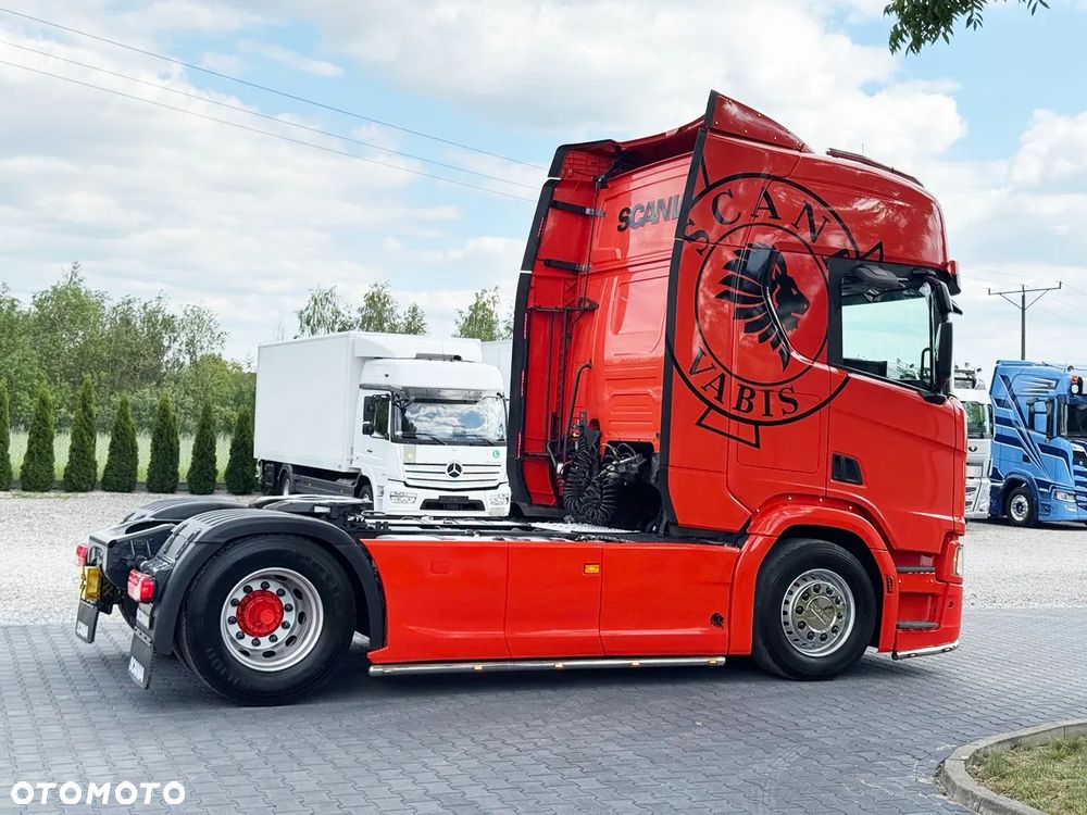 Scania R 450 / ACC / DWA DUŻE ZBIORNIKI ON / DWA ŁÓŻKA / RETARDER / DUŻA NAVI / VIRTUAL KOKPIT - 11