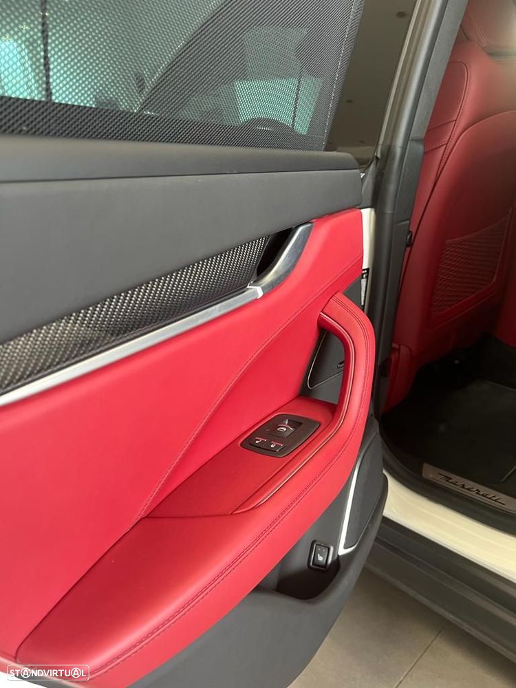 Maserati Levante - 10