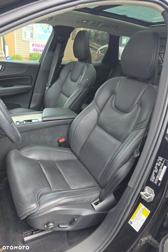 Volvo XC 60 - 6