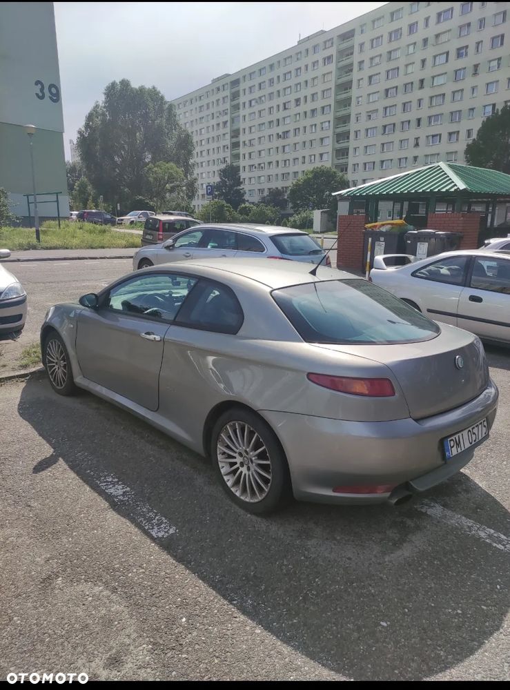 Alfa Romeo GT - 5