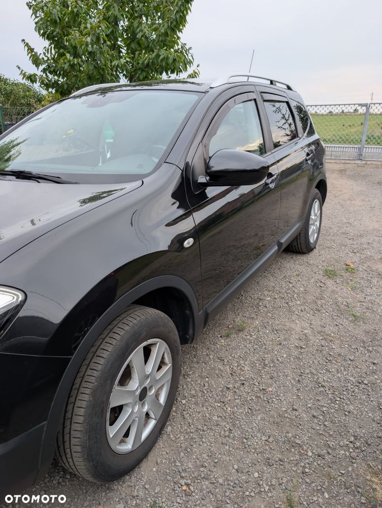 Nissan Qashqai+2 - 7