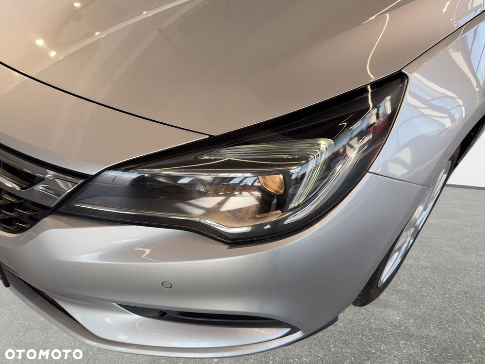 Opel Astra - 10