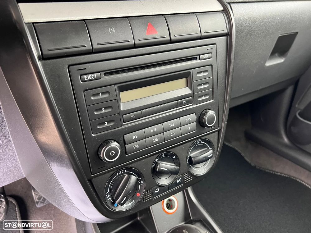 VW Fox 1.2 T.Liso Pack Elements - 8