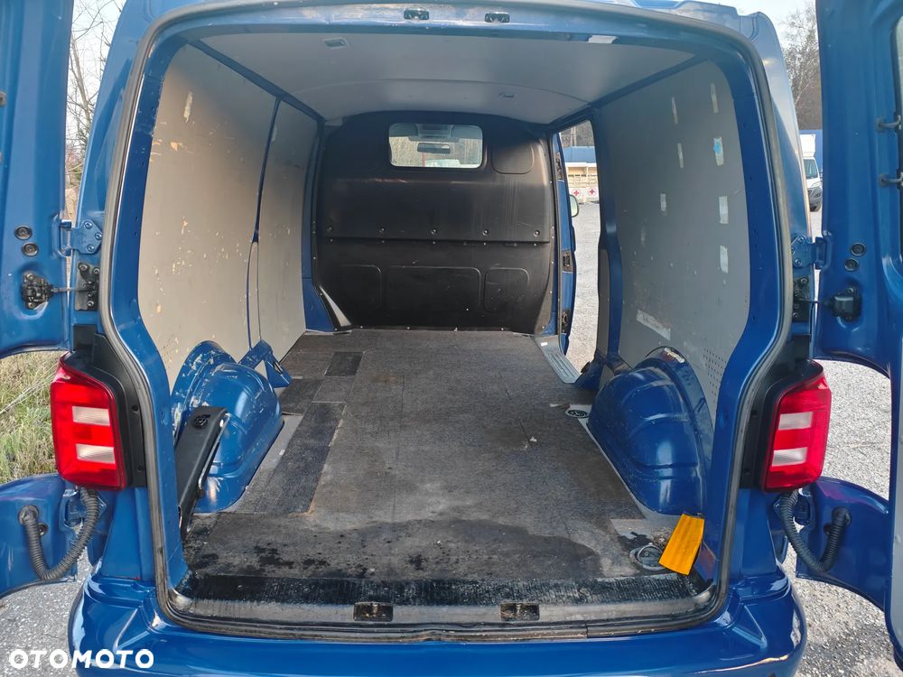 Volkswagen TRANSPORTER T5 - 8