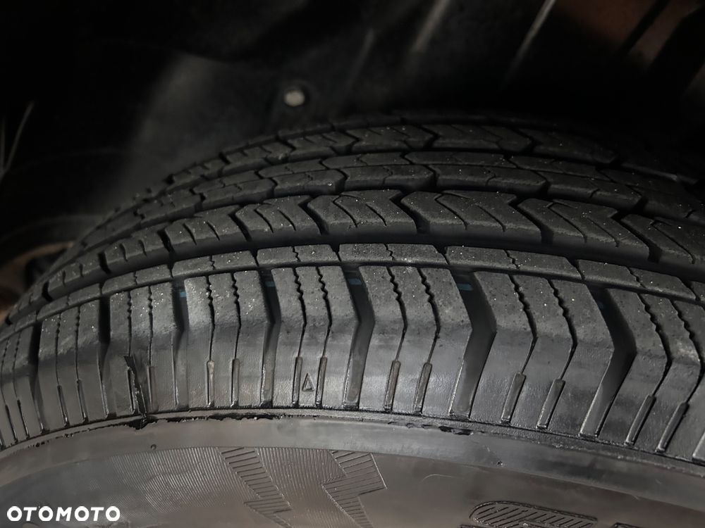 Suzuki Grand Vitara 2.0 - 13