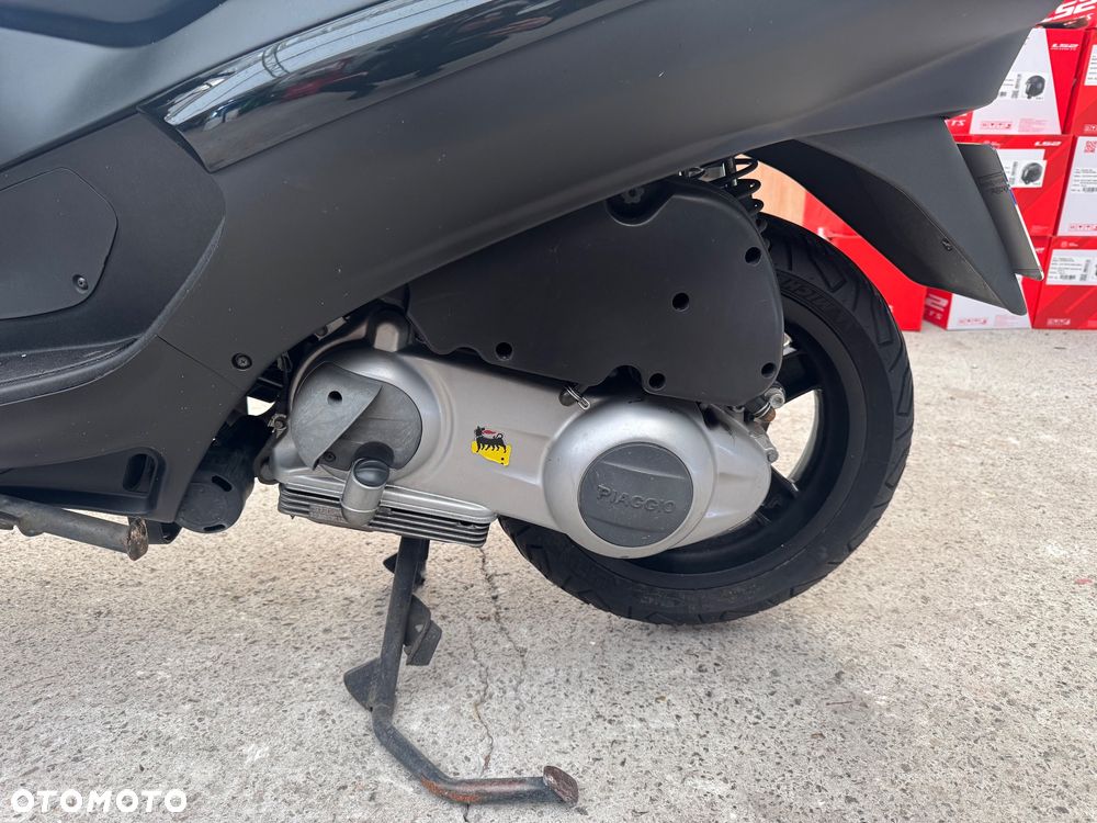 Piaggio Xevo - 18