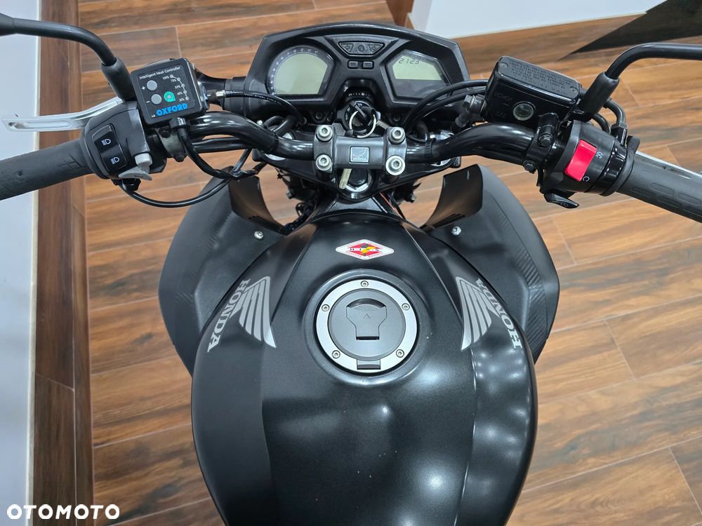 Honda CB - 19