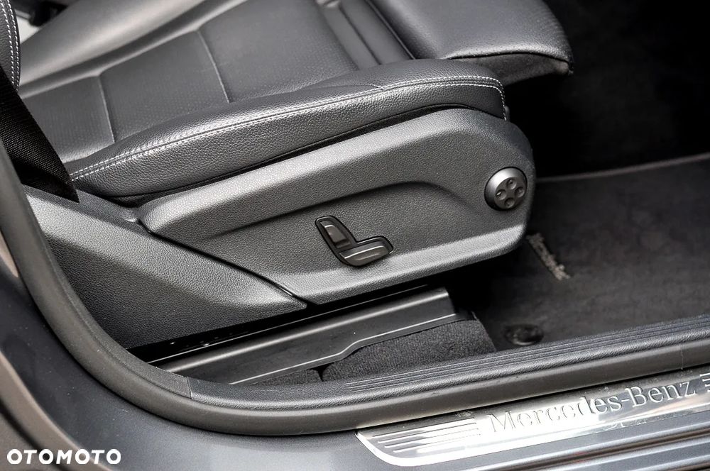 Mercedes-Benz GLC 200 d Business Edition - 25