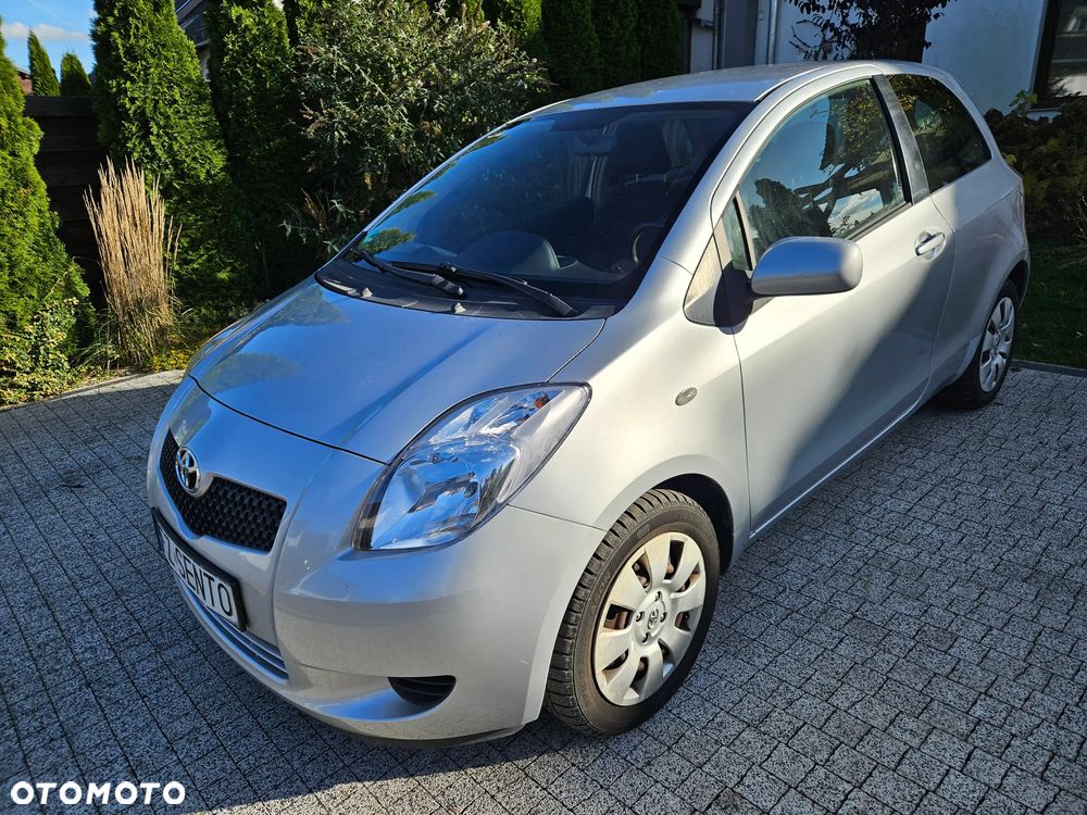 Toyota Yaris 1.0 Luna A/C - 1