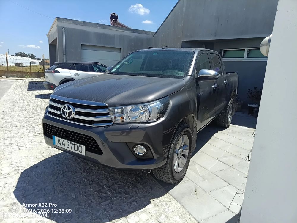 Toyota Hilux 2.4 D-4D 2WD CD Tracker - 3
